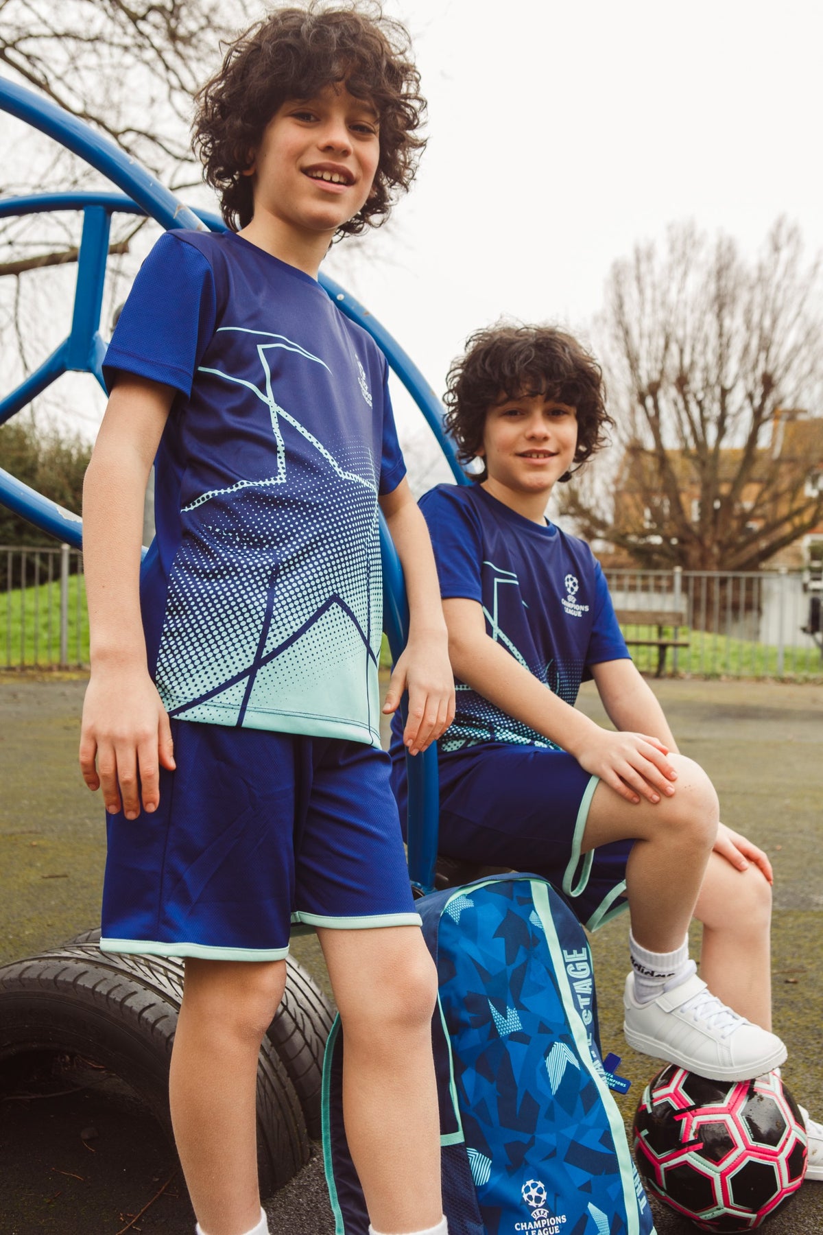 Mini kit per bambini della UEFA Champions League