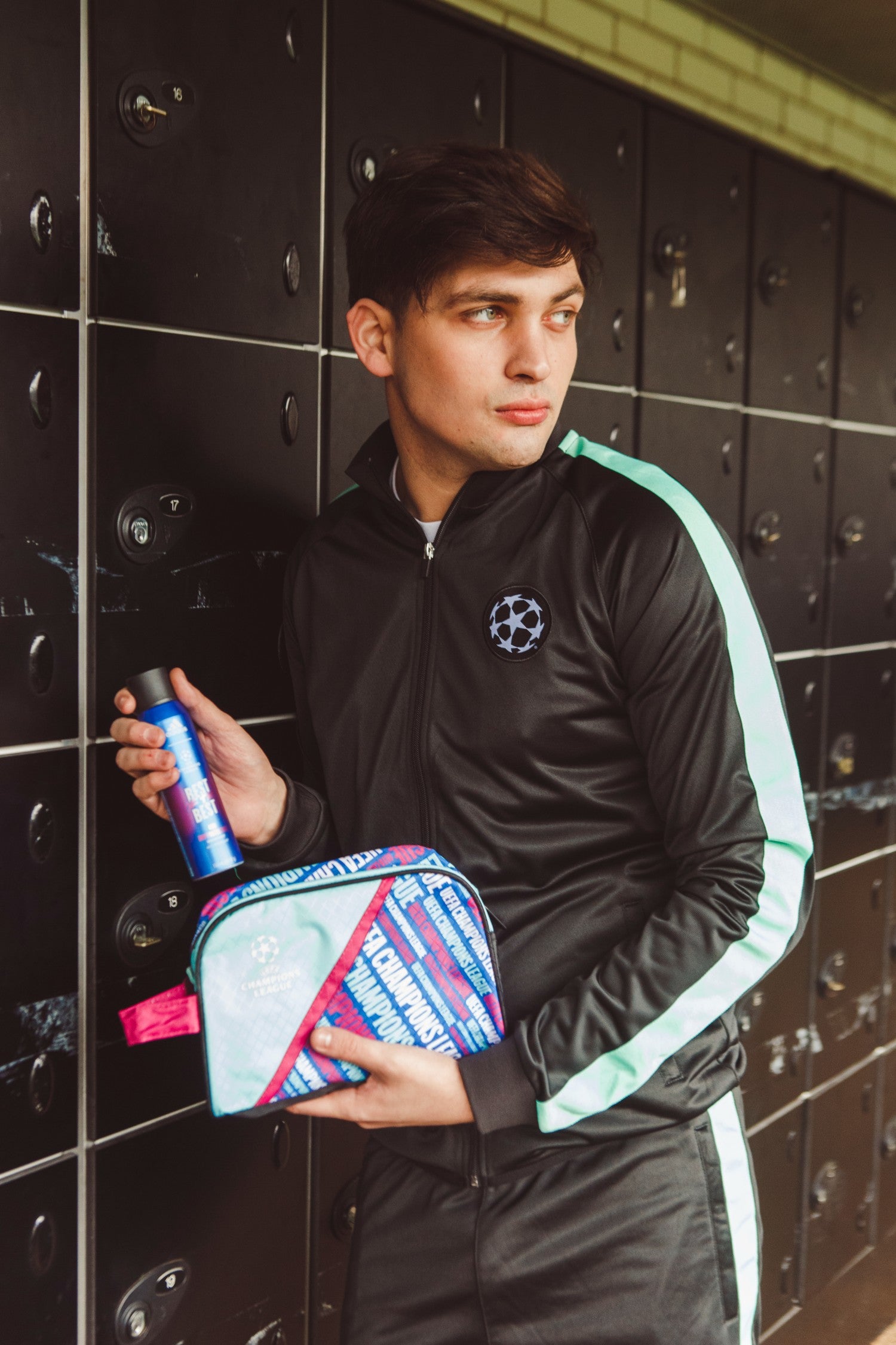 Competition Vanity The Vibrant Adaptable travel vanity case - UEFA Club Competitions ...