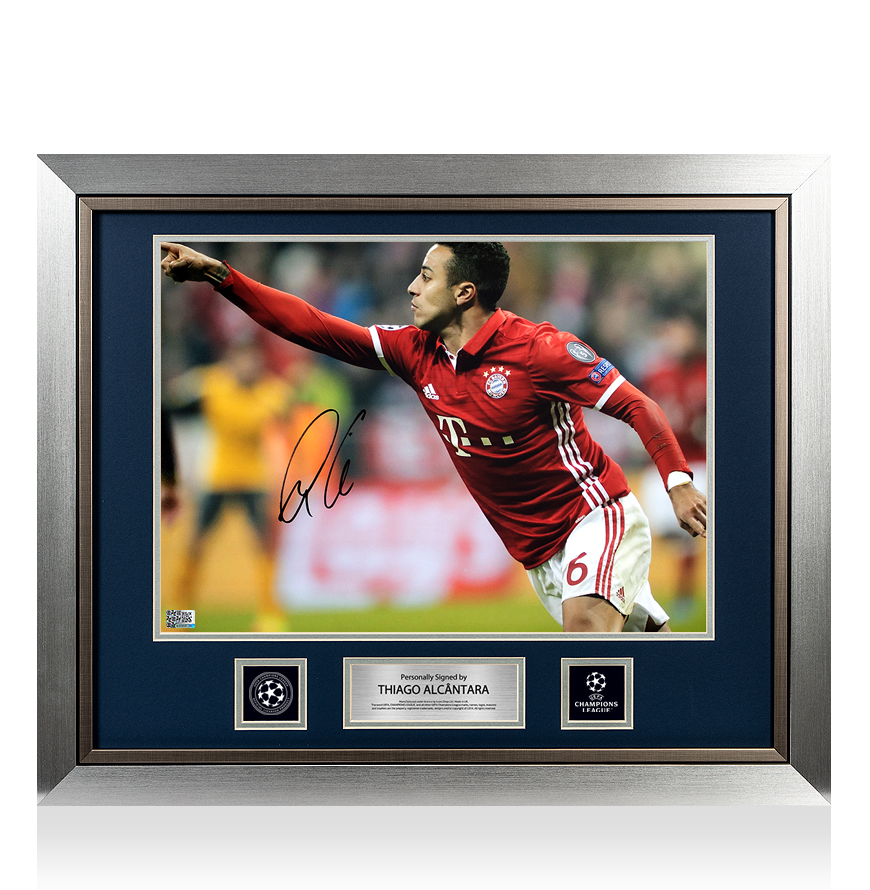 Thiago Alcantara Foto ufficiale dell&#39;FC Bayern Monaco, autografata e incorniciata dalla UEFA Champions League: Stella